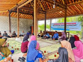 RAPAT KRING PADUKUHAN WERU