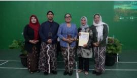 Bupati tutup Pelatihan Wirausaha Pemula Bidang Batik Kain, Harapkan dapat ciptakan Batik Khas dari s